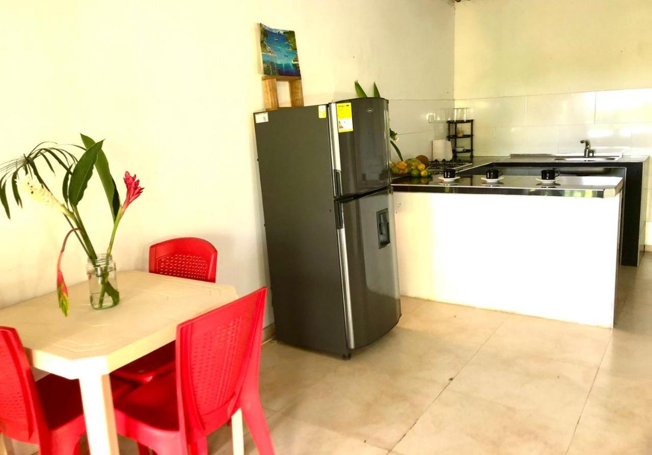 Sierra Kay Hostel Guachaca Dış mekan fotoğraf