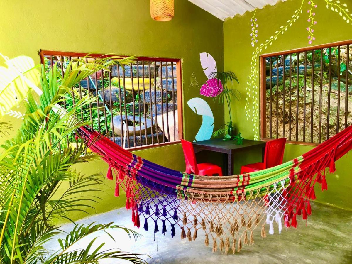 Sierra Kay Hostel Guachaca Dış mekan fotoğraf